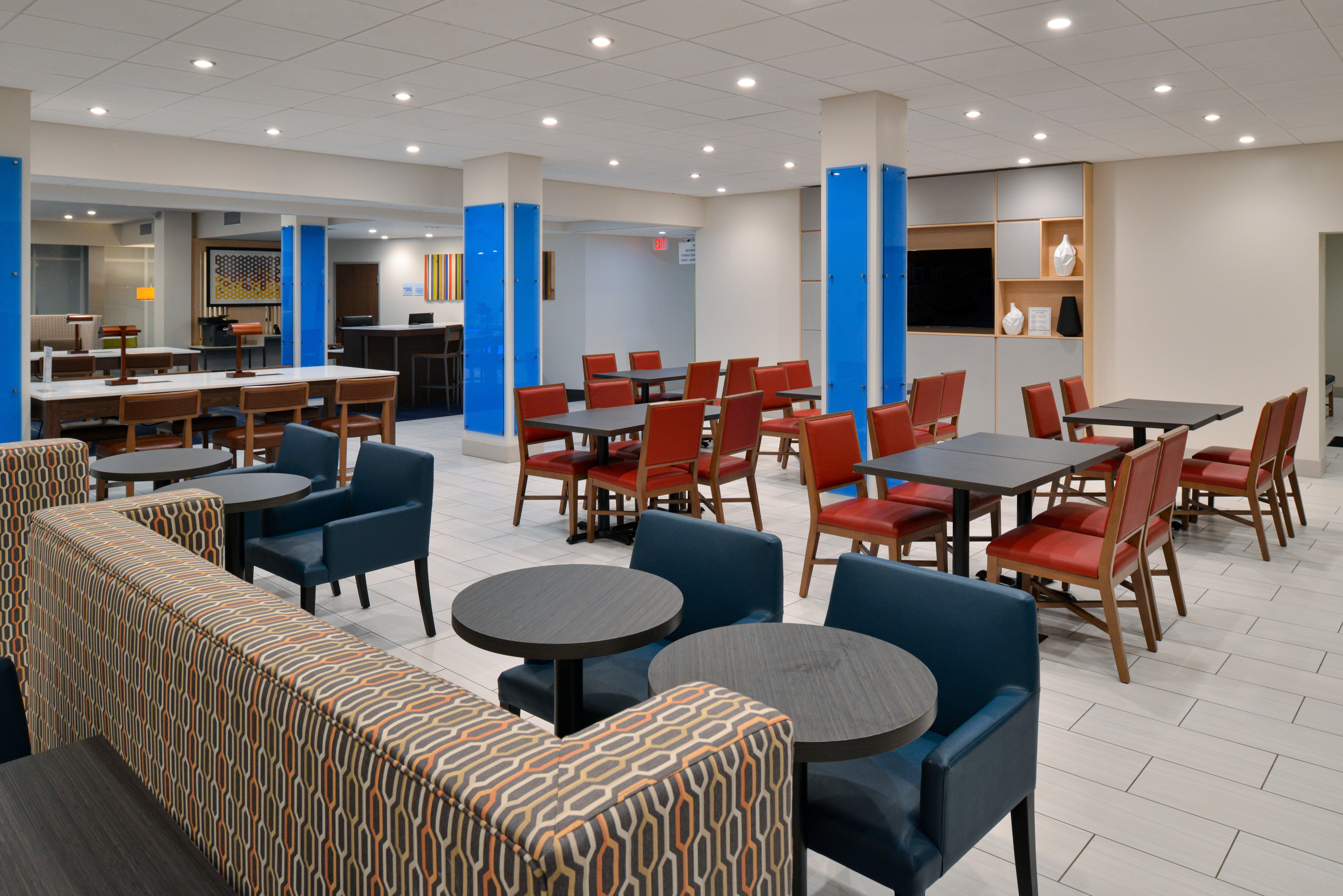 Holiday Inn Express Orlando - South Park By Ihg Williamsburg Exterior foto